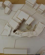 Subject of the course is the process of composition and design of an apartment building in the city of Thessaloniki.