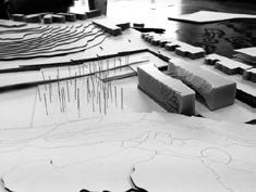 More specifically, the studio involves the design of floating structures along the old waterfront of Thessaloniki that will negotiate the reorganization of the current inflexible boundary between the