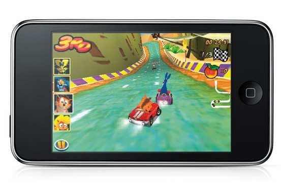 Εικόνα 9. Το Παιχνίδι Crash Bandicoot Nitro Kart 3D στο Iphone Εικόνα 10. Facebook στο iphone Εικόνα 11.