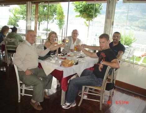 ΚΕΦΑΛΑΙΟ III ΜΕΘΟΔΟΛΟΓΙΑ ΤΗΣ ΕΡΕΥΝΑΣ Συμμετέχοντες Το δείγμα αποτέλεσαν N=10 εθελοντές με μέσο όρο ηλικιών τα 42 έτη, 5 ήταν υγιή άτομα με διάγνωση ιατρού και 5 με ρήξη προσθίου χιαστού και