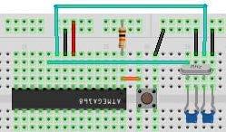 καλώδιο από την τάση στο pin 21 (το pin αναφοράς τάσης για τον ADC). Στον Arduino το pin 13 είναι το pin του LED. Προσέξτε ότι στο τσιπ το pin του LED είναι το pin 19.