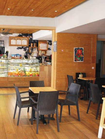 Το Mukta Caφe n Bar Culture, ένα νέο μπαρ με τσιμπήματα, ετοιμάζεται να κάνει την εμφάνισή του σύντομα και στην πρωτεύουσα. Ετοιμαστείτε! Χ.Κ Βασιλέως Παύλου και Χριστοδούλου Σώζου 3, Λευκωσία, τηλ.