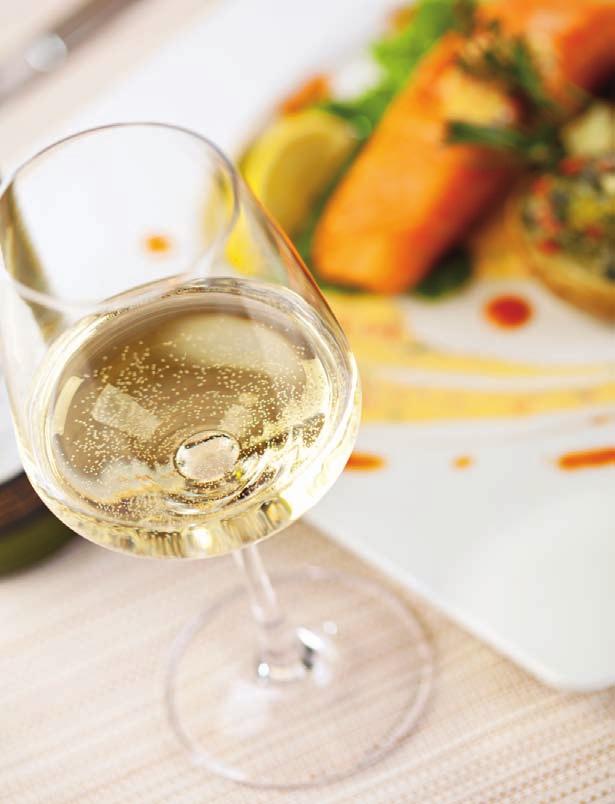 Wine & Spirits ΑΠΟ ΤΗ ΝΙΝΑ ΘΕΟΧΑΡΙ ΟΥ Το "άσπρο κράσι" ΤΟ FRASCATI είναι το γοητευτικό και φίνο «χρυσό κρασί» της Ρώμης, έχει πανάρχαια ιστορία και αποτελεί αναπόσπαστο μέρος της κουλτούρας της.