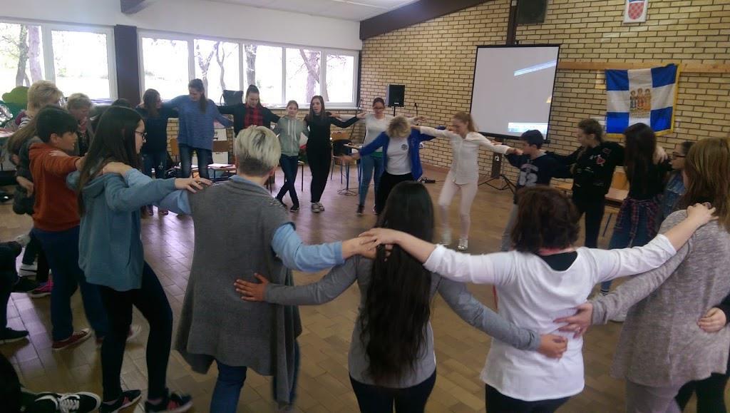 - Διϊςκεψη διευθυντών για τη ςημαςύα των εκπαιδευτικών προγραμμϊτων τησ ΕΕ - επιπτώςεισ ςτα ςχολεύα.