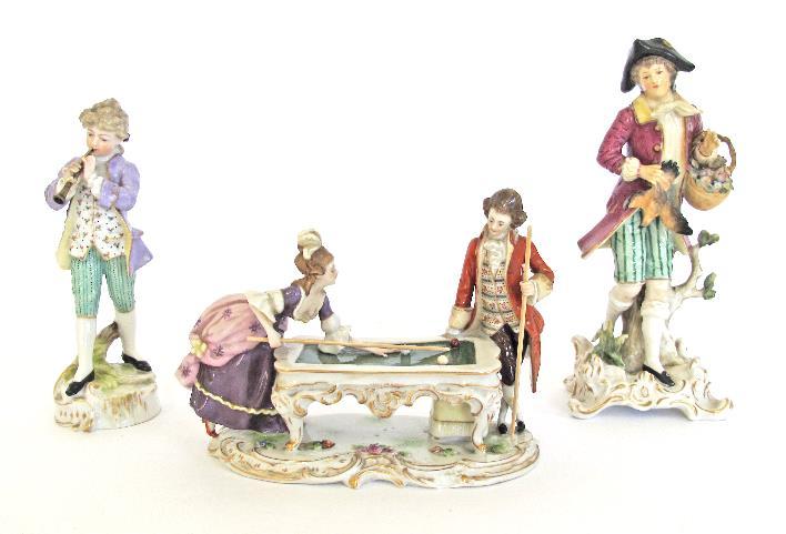 Prov.: DS011 Starting Price: 100 Estimate: 150-200 97 96 97 Ζεύγος από Κινέζικα λιοντάρια από τουρκουάζ πορσελάνη.