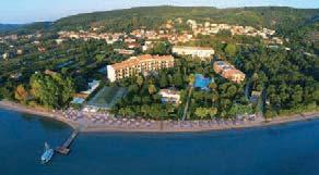 KONTOKALI BAY RESORT & SPA 5* ΤΟΠΟΘΕΣΙΑ: Το ξενοδοχειακό συγκρότημα βρίσκεται 6 χλμ από την πόλη της Κέρκυρας στην περιοχή Κοντόκαλι.
