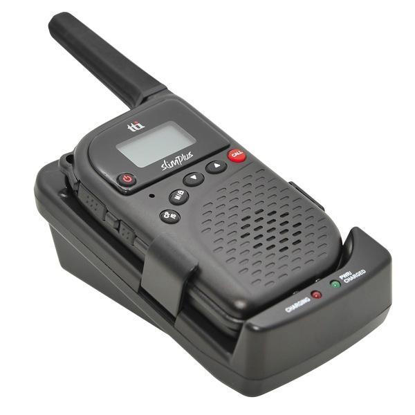 Beep On / Off Keypad Lock Fixed Antenna Desk Top Charger : Dual,LCD Backlighting External Speaker / Mic / Charging Jack Frequency Range : 446.00625 ~ 446.09375 MHz Channel Spacing : 12.