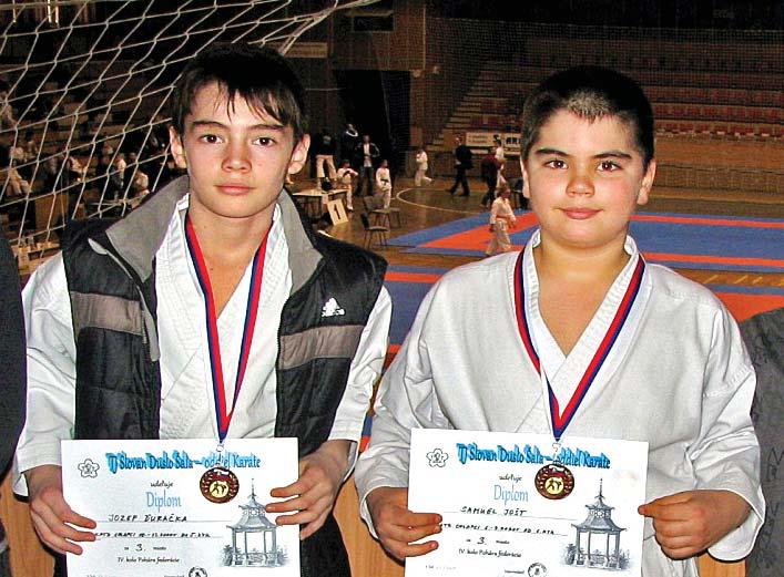 Vďaka miestnemu úradu sa tu majú možnosť deti aj dospelí už päť rokov učiť a zdokonaľovať v rôznych výtvarných technikách, spoznať históriu, či krásy našej krajiny.