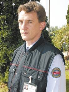 Sve je poëelo ranojutarnjom budnicom PuhaËkog orkestra, a potom su Podjela besplatnih porcija graha postala je tradicijski i centralni prazniëki dogaappleaj 5 U Koprivnici je predstavljena i nova