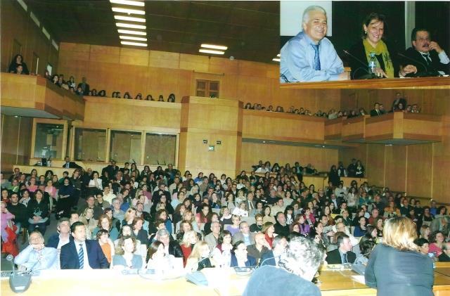 ΔΙΟΡΓΑΝΩΣΗ 4 ης ΗΜΕΡΙΔΑΣ ΣΤΟ ΑΜΦΙΘΕΑΤΡΟ ΕΥΓΕΝΙΔΕΙΟΥ ΙΔΡΥΜΑΤΟΣ (2009) Εισηγητές: Δευτέρα 6/4/2009 Θέμα: «Είμαι έφηβος, αναζητώ κίνητρα, θέτω στόχους, χαράζω την