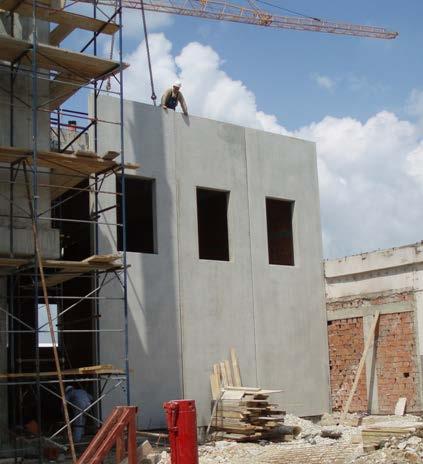 3.4.4 Paneli Unutarnji zidovi mogu djelovati kao podupore koje podnose vertikalna opterećenja ili kao pregrade odnosno, vertikalni odjeljivači prostora.
