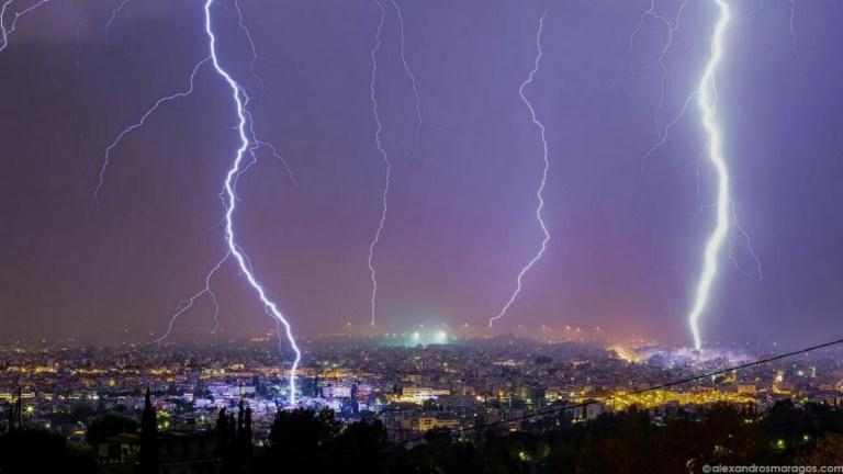 3) Μείνετε μακριά από μεταλλικά αντικείμενα 4)Μην κάνετε μπάνιο και μην πλένετε άλλα αντικείμενα 5) Μη στέκεστε κοντά στα παράθυρα 6)Αποφύγετε να χρησιμοποιείτε το τηλέφωνο.