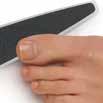 Χωρίς να αφαιρέσετε το CUTICLE ERASER, εφαρμόστε μια σταγόνα SOLAROIL στη βάση της επιφάνειας του νυχιού και τον περιβάλλοντα ιστό. Κάντε μασάζ στα νύχια και το δέρμα.
