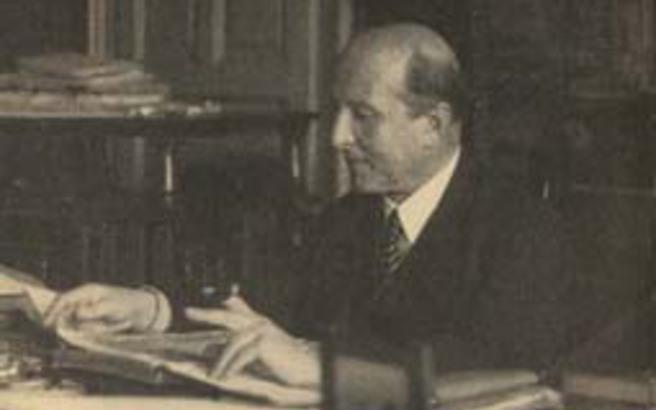 ΚΩΝΣΤΑΝΤΙΝΟΣ ΚΑΡΑΘΕΟΔΩΡΗ Ο Κωνσταντίνος Καραθεοδωρή ήταν γόνος ενός ισχυρού μεγαλεπήβολου γενεαλογικού δέντρου με ρίζες στην Αδριανούπολη της Ανατολικής Θράκης.