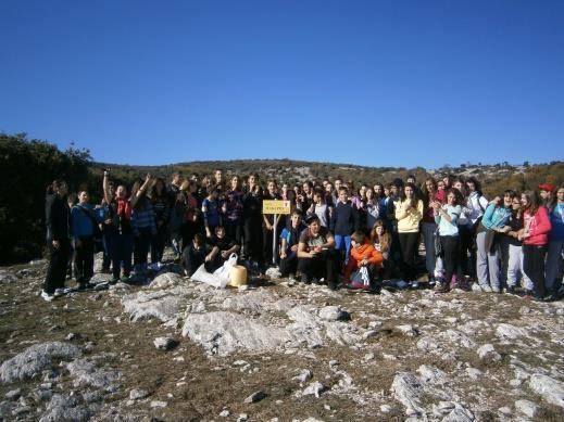 περιλάμβαναν πεζοπορίες και δραστηριότητες στα