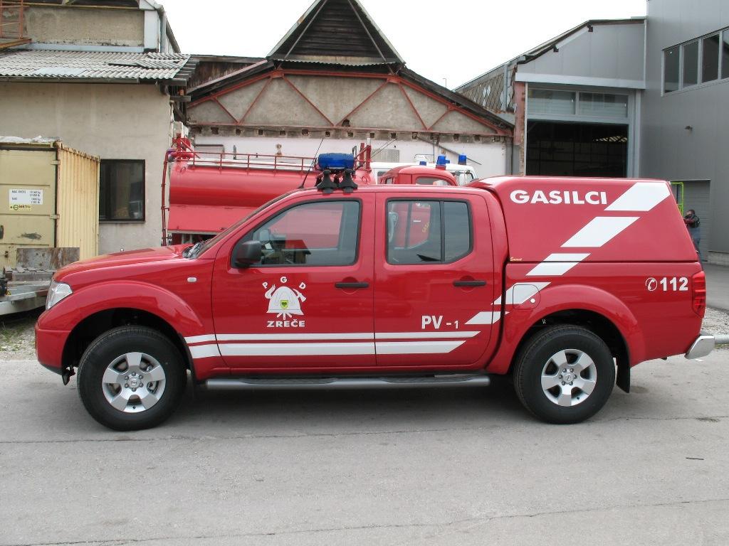 OPIS GASILSKIH VOZIL IN VGRAJENA TER PRENOSNA GASILSKA OPREMA.4 