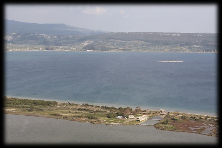 Εικόνα 12: Πανοραμική θέα της λωρίδας γης που διαχωρίζει τη