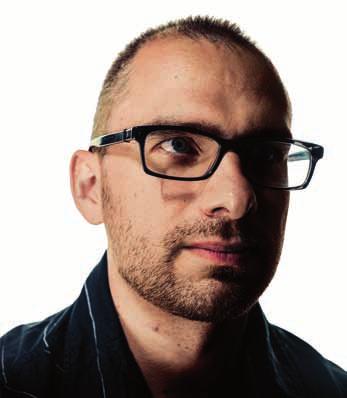 I Z T U J E G A T I S K A I G O O G L E mu programerji v svojem žargonu rečejo»chrome«. Oblikovalci so hoteli ta okvir tako zmanjšati, da je postal skoraj neviden.