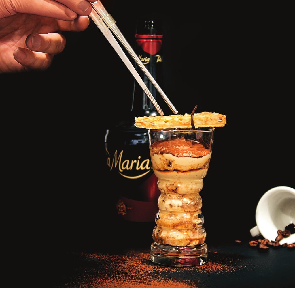 tiramisu Όλα τα γλυκά μας είναι 100% σπιτικά, από τους δικούς μας σεφ ζαχαροπλαστικής, χρησιμοποιώντας μόνο τα καλύτερα υλικά.