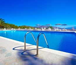 Τα δωμάτια είναι εξοπλισμένα με δορυφορική τηλεόραση και ραδιόφωνο. Όλα παρέχουν ιδιωτικό μπάνιο με ντουζιέρα.