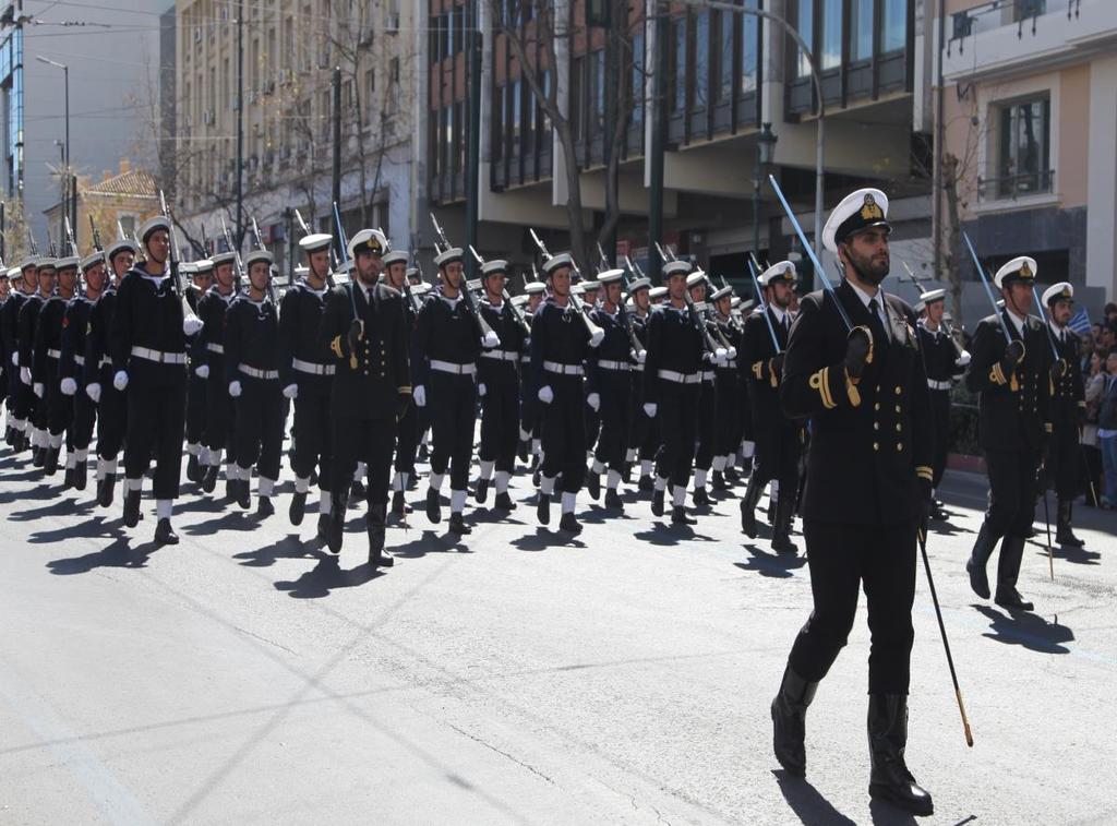 Στον εορτασμό των Θεοφανείων, την 6 Ιανουαρίου 2014 κατέπλευσαν στο λιμένα Πειραιά οι Κανονιοφόροι ΟΡΜΗ & ΤΟΛΜΗ καθώς και το Ναρκοθηρευτικό ΕΥΡΩΠΗ.