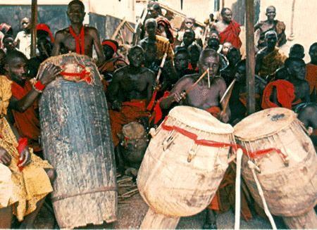 Ταμ ταμ Χρησιμοποιήθηκε κυρίως από αρχαίες Αφρικανικές φυλές.
