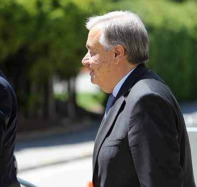 μέχρι να έρθει μια ευλογημένη μέρα, που θα δικαιωθεί. Δεν έχει σημασία που η άλλη πλευρά δεν ανταποκρίνεται. Ούτε που αποδεικνύεται όνειρο απατηλό το «κοινό όραμα».