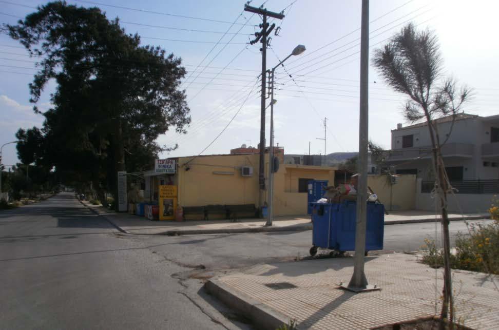 Εικόνα 54 Κατάστημα με ψιλικά. Εικόνα 55 Πρατήριο καυσίμων. 2.5.4 Προτάσεις Βελτίωσης και Ανάπτυξης του ΒΙΟ.