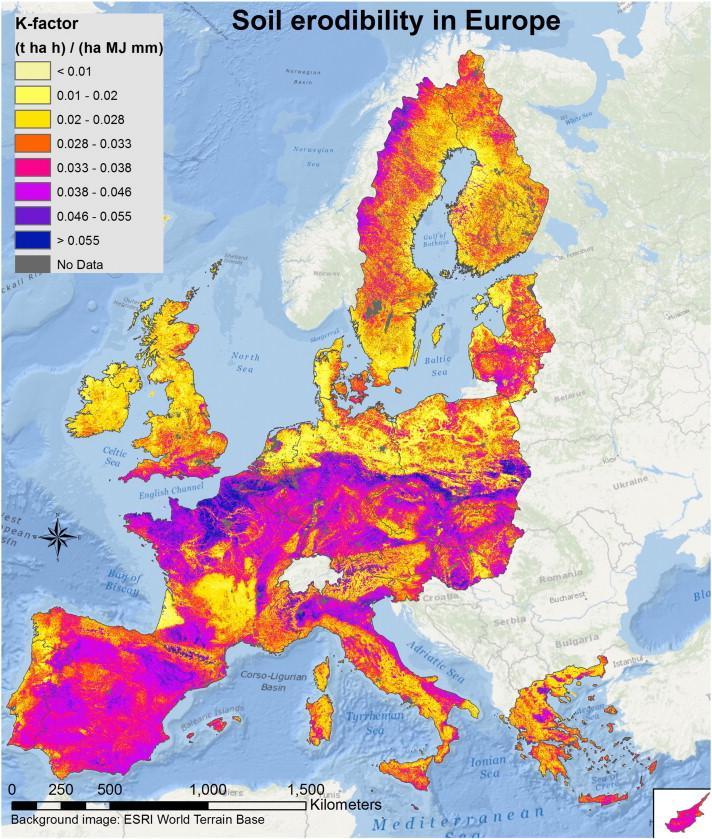 Εικόνα 4.2: Χάρτης υψηλής ανάλυσης (500 m μέγεθος κελιού κανάβου) της εδαφικής διάβρωσης που εκτιμάται μέσω του συντελεστή Κ στην Ευρωπαϊκή Ένωση (Panagos et al., 2014c).