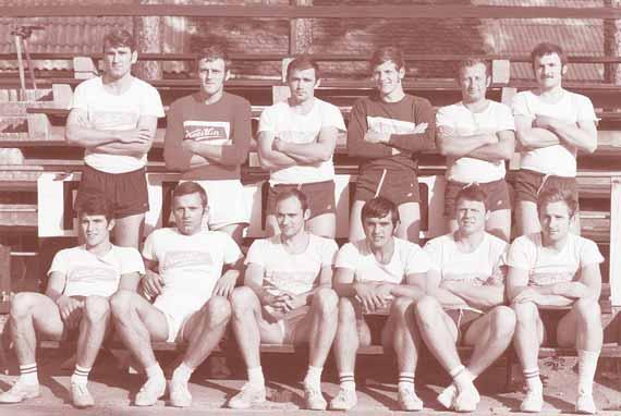 Ekipa ORK Partizana 1965. godine. Stoje slijeva: Marijan JakπekoviÊ, Boris BradiÊ, Miroslav PribaniÊ, Æeljko Nimπ, Æeljko JandrokoviÊ i Vladimir SmiljaniÊ.