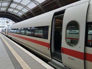 Νέα από την Γερμανία Τι αλλάζει στην Deutsche Bahn (τρένα) Επιπλέον τρένα Για μερικές διαδρομές θα προστεθούν επιπλέον τρένα. Π.χ.