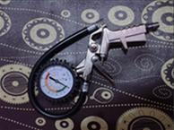 9 2.3.1 Rumus Tekanan 2.3.2 Rumus Double Acting Cylinder F = p π (d 2 1 - d 2 2 ) / 4 di mana d 1 = full bore piston diameter (m) d 2 = piston rod diameter (m) 2.