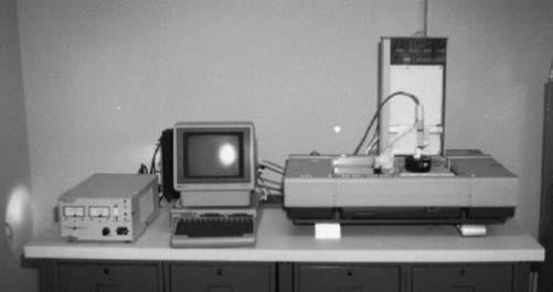 ΚΕΦΑΛΑΙΟ 1 ΕΙΣΑΓΩΓΗ ΣΤΟΝ ΟΡΟ ADDITIVE MANUFACTURING Η διαδικασία Stereolithography (SL) έγινε διαθέσιμη εμπορικά το 1987, από την εταιρία 3D Systems, ιδρυτής της οποίας ήταν ο Charles Hull.