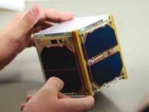 Sa svrhom smanjenja troškova izgradnje satelita i transporta do orbitalne pozicije, rodila se ideja o standardiziranju izgradnje i lansiranja satelita.