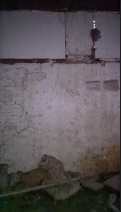 19 υαλοστάσια, εκτός των 2 ανατολικότερων που έχουν 21.