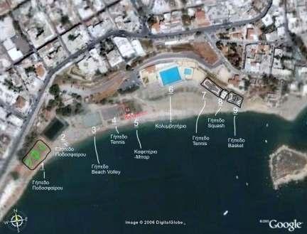 Η παραλία Πρασκευά ή αλλιώς Βοτσαλάκια βρίσκεται απέναντι από το νησάκι του Κουµουνδούρου.