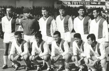 Τσώνος, Κάτω: Αργυρίου, Καρανικόλας, Μιχαλόπουλος, Ντάνος, Μάνος.