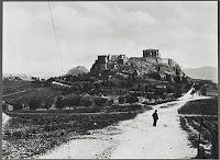 τρόπο τον αρχαίο με το νέο χαρακτήρα της πρωτεύουσας.