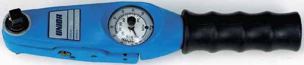 Maner ergonomic ce permite o manipulare fara efort 1/4 Scala cheii este protejata. Buton de reglare al valorii memorate Numar unic de identificare pe fiecare cheie.