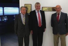 Honouring Dr Madsen, HELMEPA named after him the premises of the simulator and placed a relevant plaque. acquire the official BRM Certificate of the Cyprus Maritime Authority.