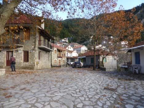Ναυπακτίας 15.