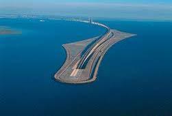 Tunnel (4km, 18m βάθος)