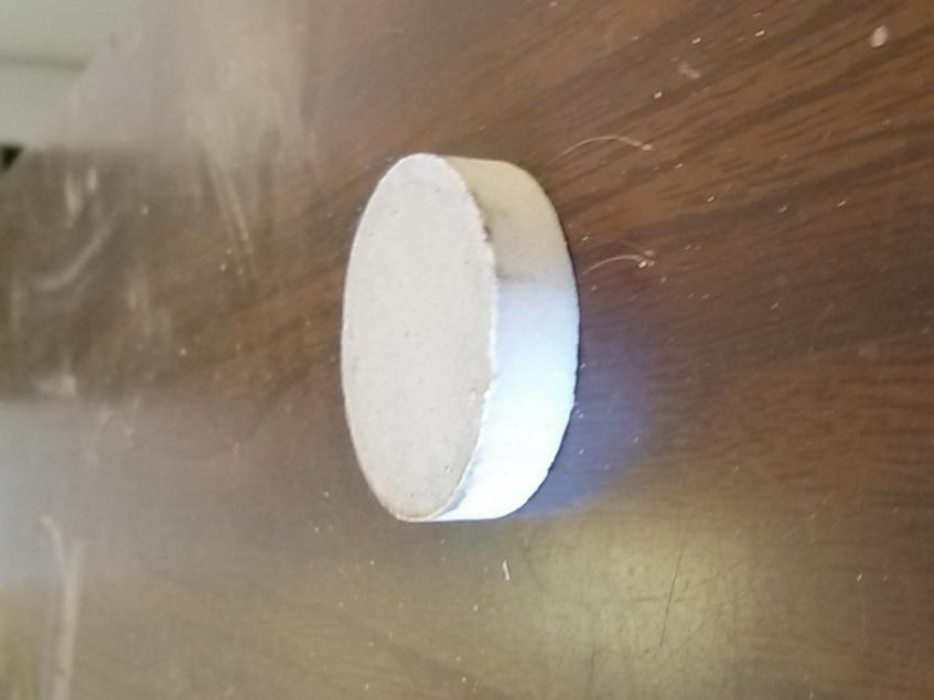 Εικόνα 2.7 Πεπιεσμένο κυλινδρικό δισκίο (pressed pellet) 2.