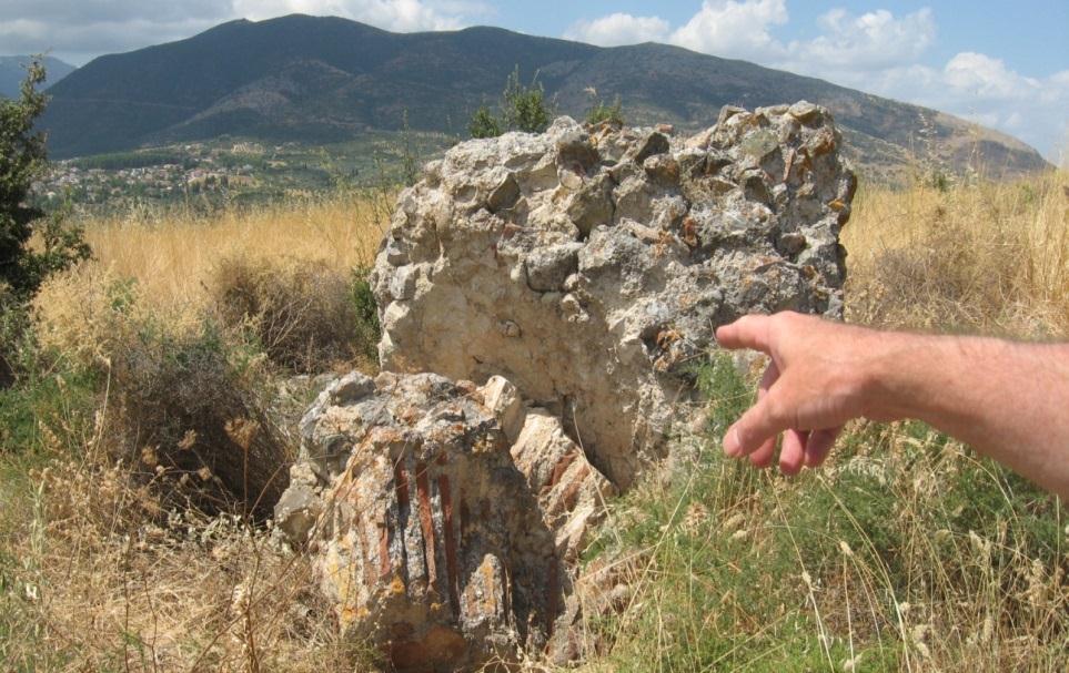 του Παπαδάκη και υποθέστε σε ποιο από τα μνημεία που εντοπίσατε