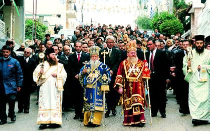 Ο λαμπρὸς τῶν Αγίων Τὴν Κυριακή, 6/19.1.2003, ἡ Ιε Ορθοδόξου Εκκλησίας τοῦ Πατρίου πάλι μὲ ἰδιαίτερη ἐπισημότητα καὶ λ Ωρωπὸ Αττικῆς.