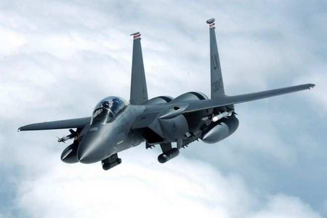 6. F-15 Eagle Πρόκειται για ένα από τα πιο πετυχηµένα µαχητικά αεροσκάφη που έχουν κατασκευαστεί ποτέ, καθώς µετρά περισσότερες από 100 εναέριες µάχες.