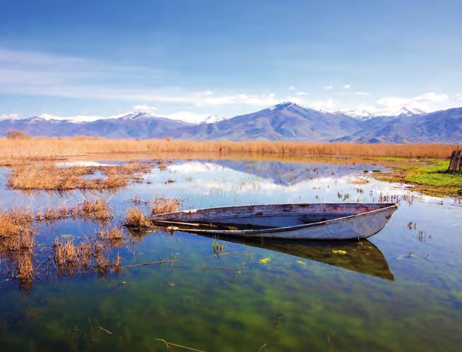 Άφιξη στο ξενοδοχείο, τακτοποίηση, δείπνο, χρόνος ελεύθερος για περιπάτους γνωριμίας στην πόλη, διανυκτέρευση. 2ΗΗΜΕΡΑ: Πρωινό και μια όμορφη εκδρομή, με πολλά αξιοθέατα ξεκινάει.