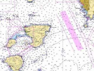 τους, διακρίνονται τα εξής είδη χαρτών: Οι γενικοί χάρτες (general sailing charts) οι οποίοι είναι χάρτες μικρής κλίμακας, οι ακτοπλοϊκοί χάρτες (coastal charts) ή χάρτες ναυσιπλοΐας με μεγαλύτερη