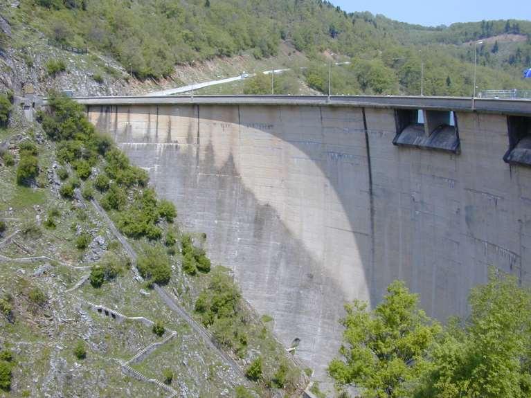 Εικόνα 16: Τοξωτό Φράγμα