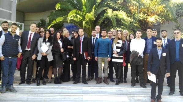 Οι φοιτητές παρακολούθησαν τις εξής συνεδρίες: Συνεδρία Ι (διαλέξεις από ξένους ομιλητές του χώρου του Τουρισμού): α) "Ο τουρισμός στη Μεσόγειο: πραγματικότητα